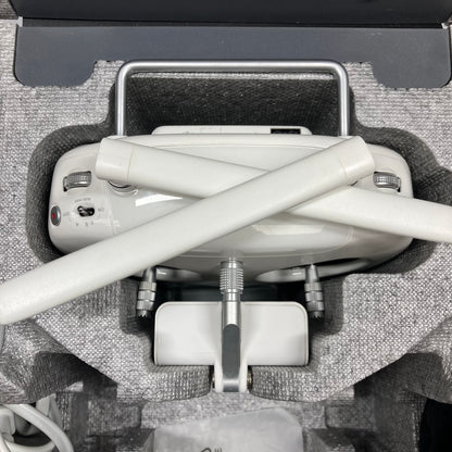 DJI Phantom 4 4K Quadcopter Camera Drone WM330A