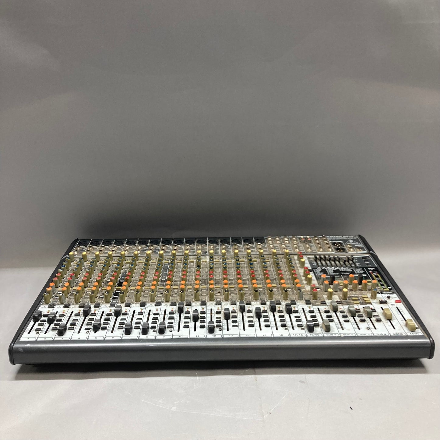 Behringer Eurodesk 18-Channel Recording Mixer SX2442FX