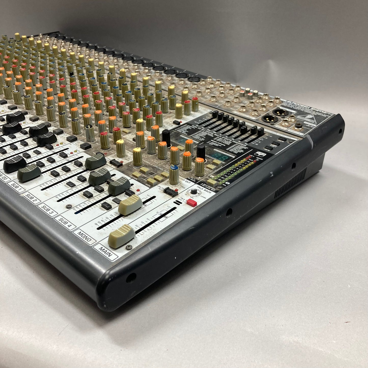Behringer Eurodesk 18-Channel Recording Mixer SX2442FX