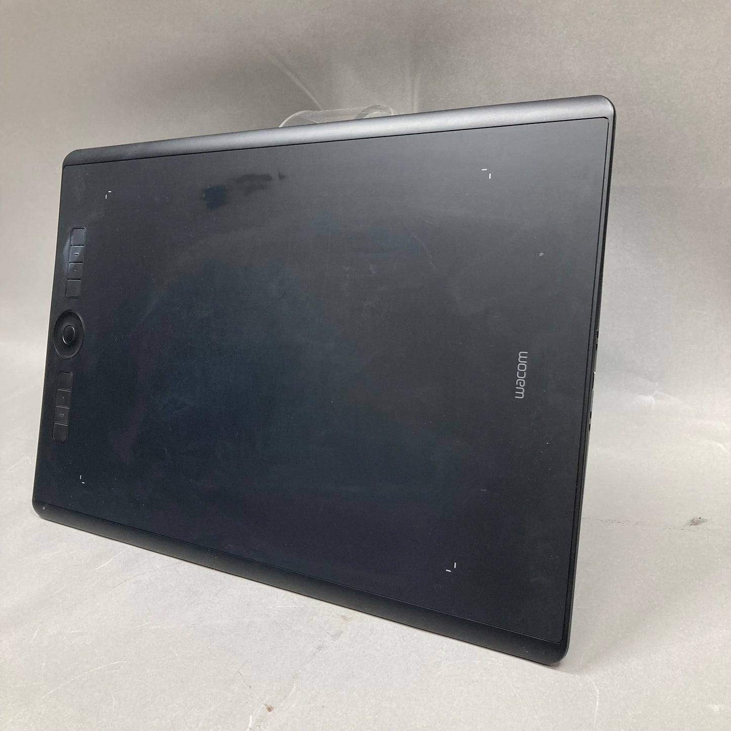 Wacom Intuos Pro Paper Edition Black PTH860P