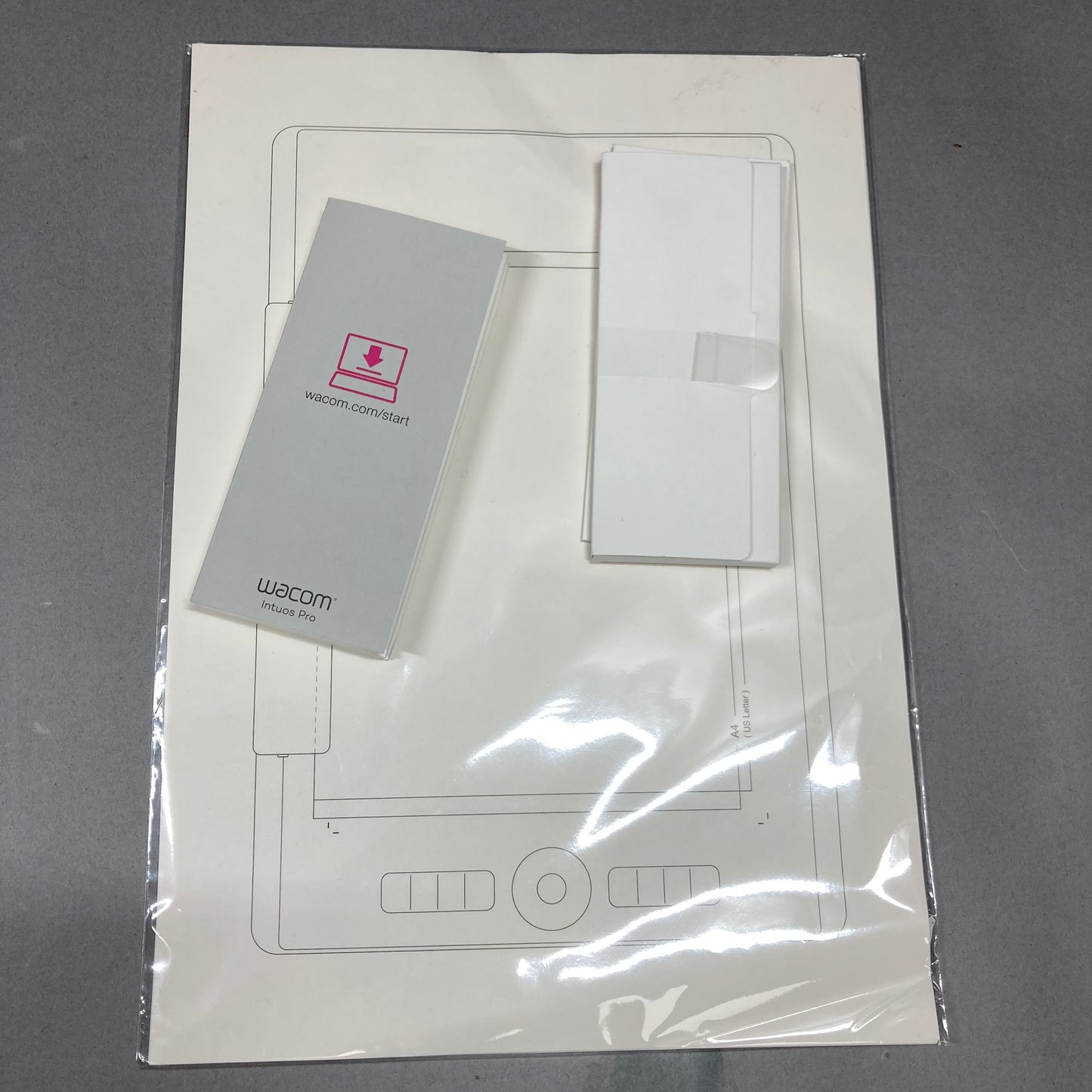 Wacom Intuos Pro Paper Edition Black PTH860P