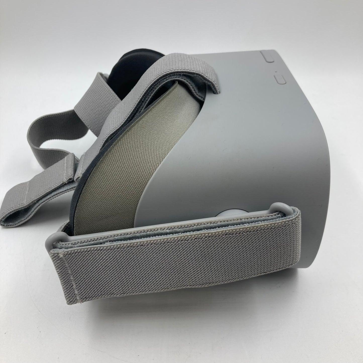 Oculus Go 32GB Virtual Reality Headset MH-A32