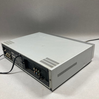 Sony Hi-Fi Stero DVD Player / Video Cassette Recorder SLV-D100