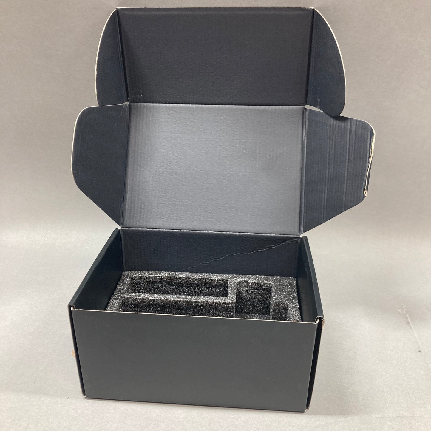 FiFine Amplitank Broadcast Dynamic Microphone K688