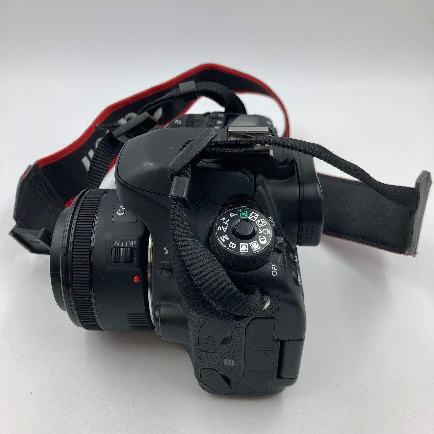 Canon EOS 80D 24.2MP Digital SLR DSLR Camera