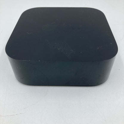 Apple TV 4K 1st Gen 32GB Digital HD Media Streamer MHY93LL/A WiFi + Ethernet