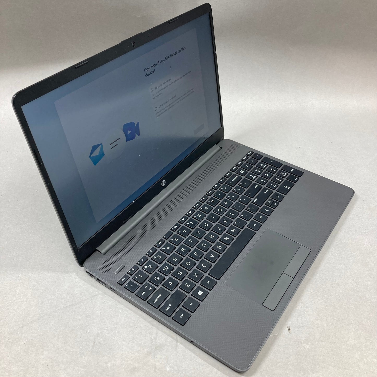HP 255 G8 15.6" Ryzen 5 5500U 4.0GHz 16GB RAM 256GB SSD