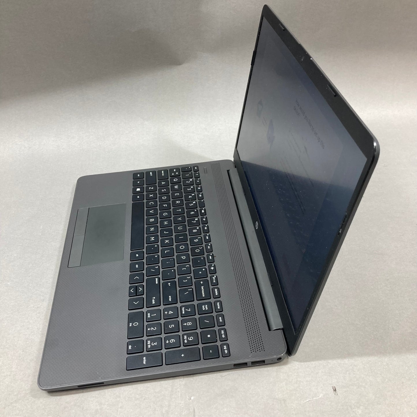 HP 255 G8 15.6" Ryzen 5 5500U 4.0GHz 16GB RAM 256GB SSD