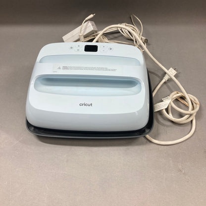 Cricut Easy Press 3 CHP220B3 Heat Press