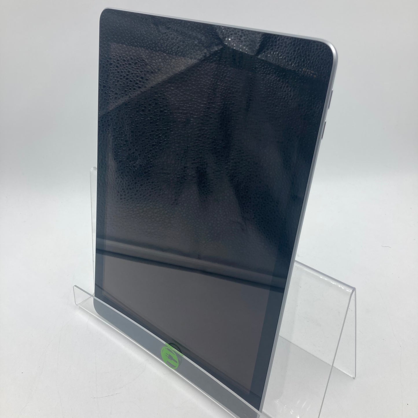 WiFi Only Apple iPad 6th Gen 32GB 17.5.1 SPACE GRAY MR7F2LL/A