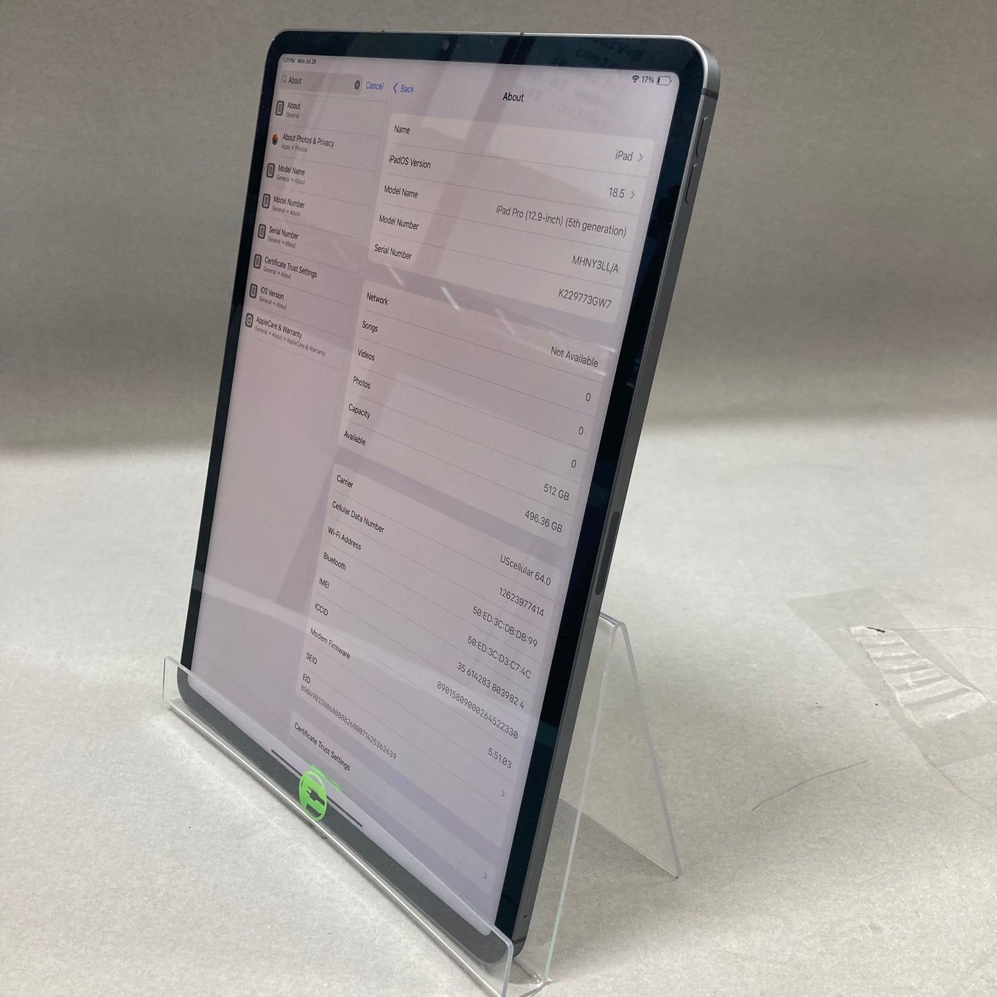 Unlocked Apple iPad 5th Gen 512 GB 18.5 Silver MHNY3LL/A