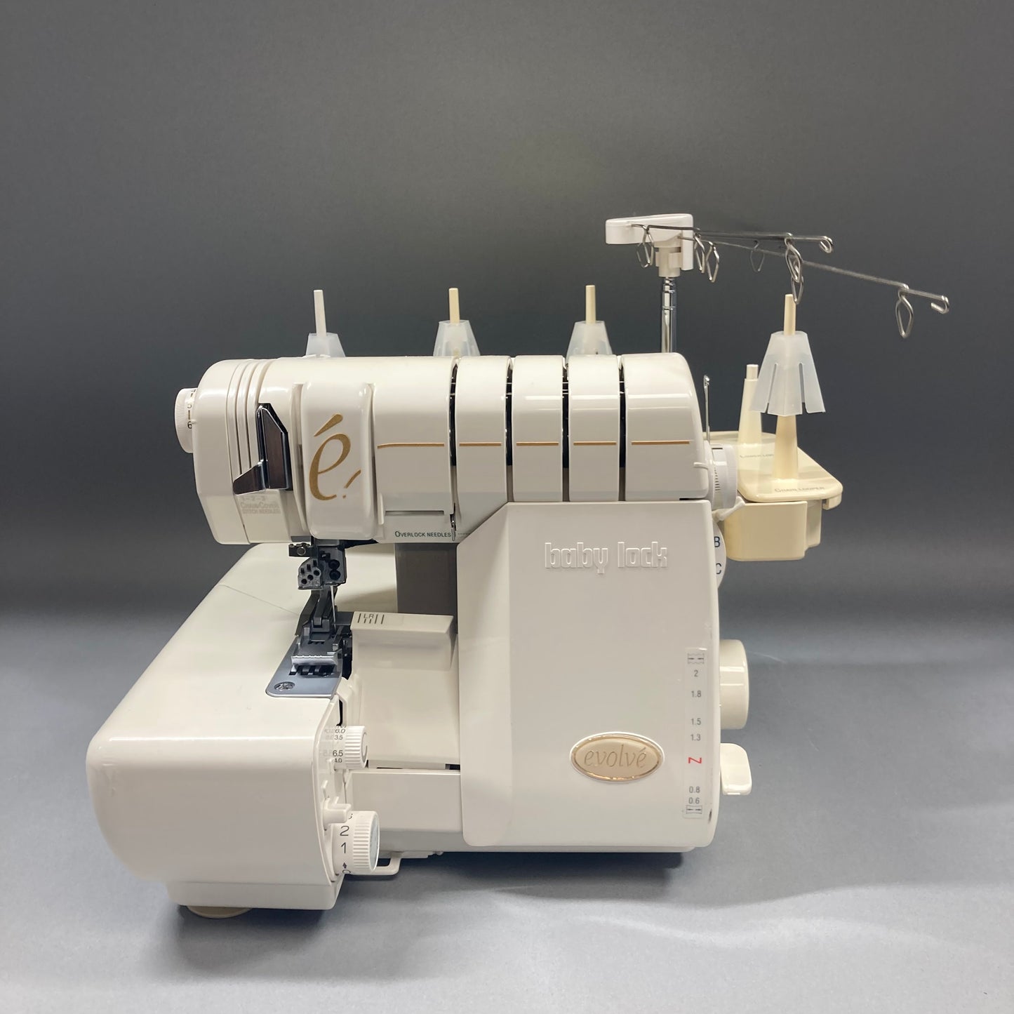 Baby Lack BLE8 Sewing Machine