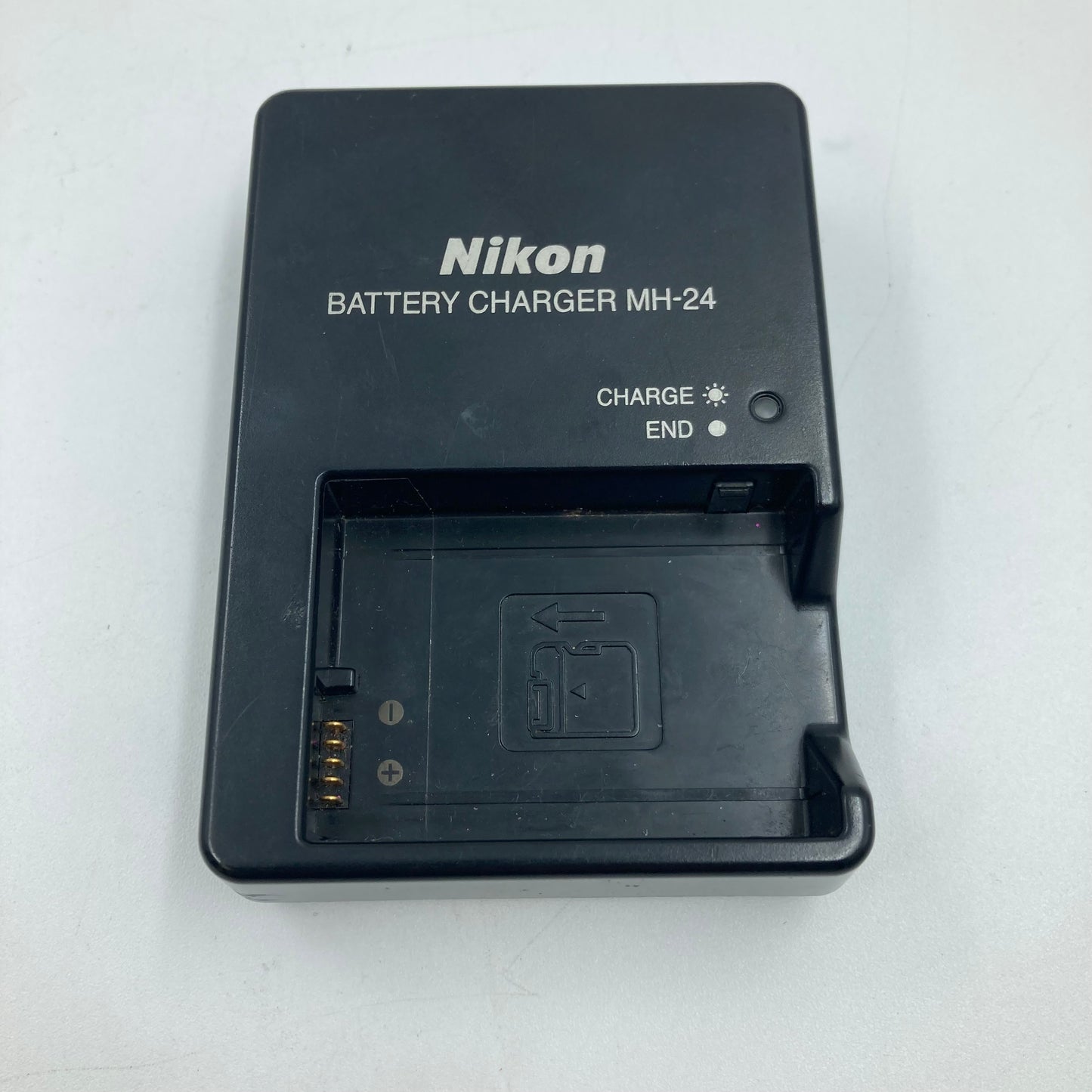 Nikon D5100 16.2MP Digital Camera