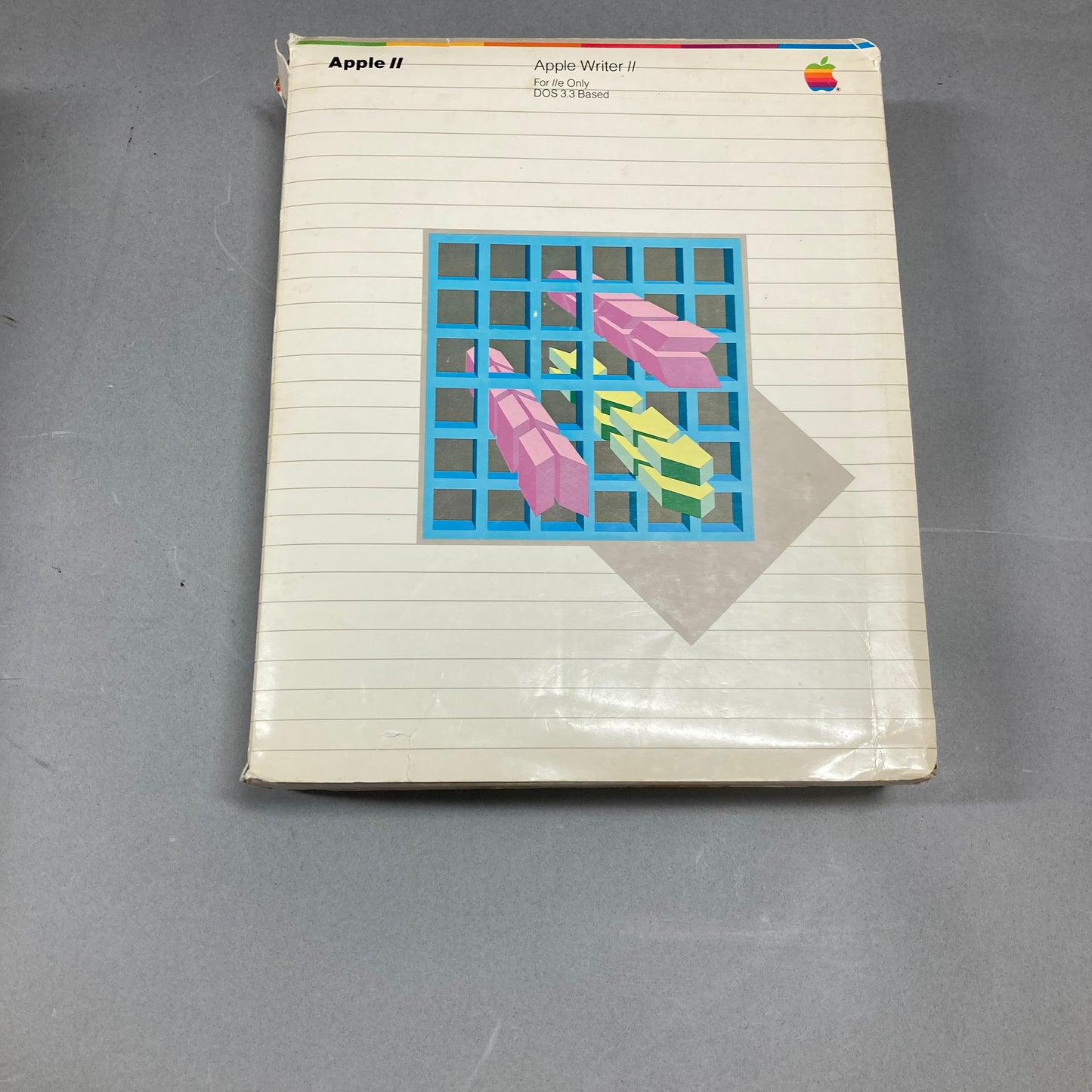 Apple 2E Computer Bundle Vintage Computer AA 11040B