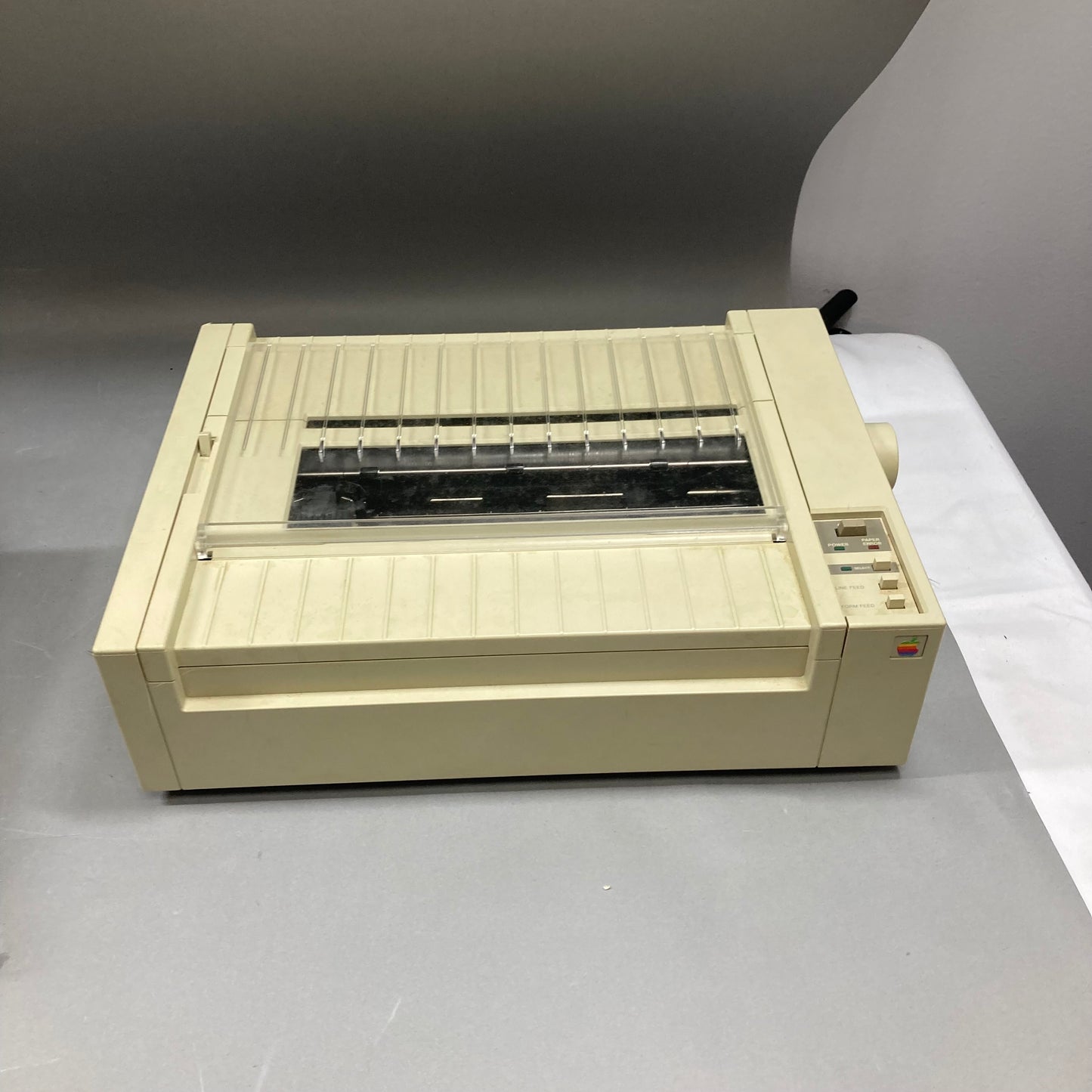 Apple 2E Computer Bundle Vintage Computer AA 11040B