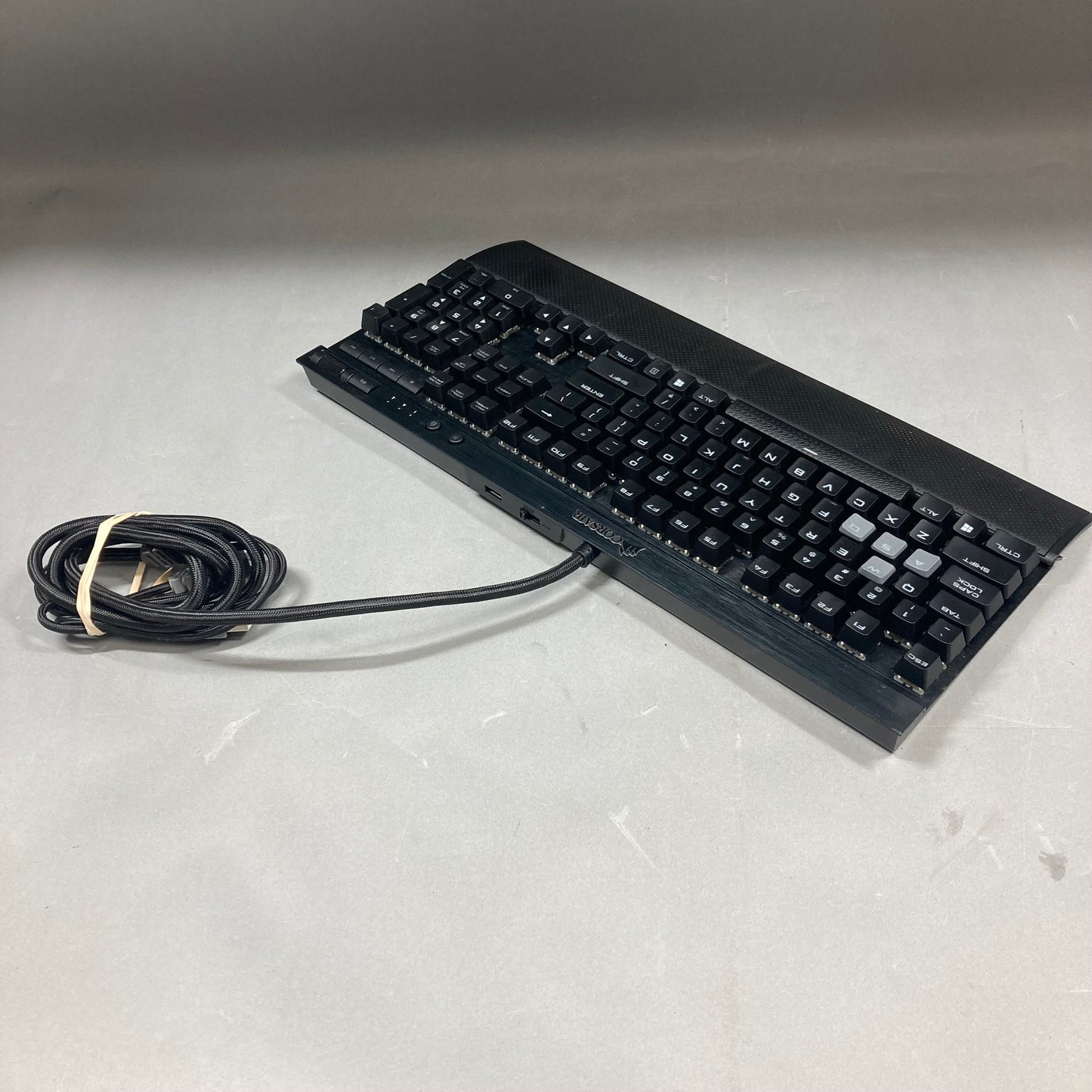 Corsair Gaming K70 LUX RGB Wired Keyboard