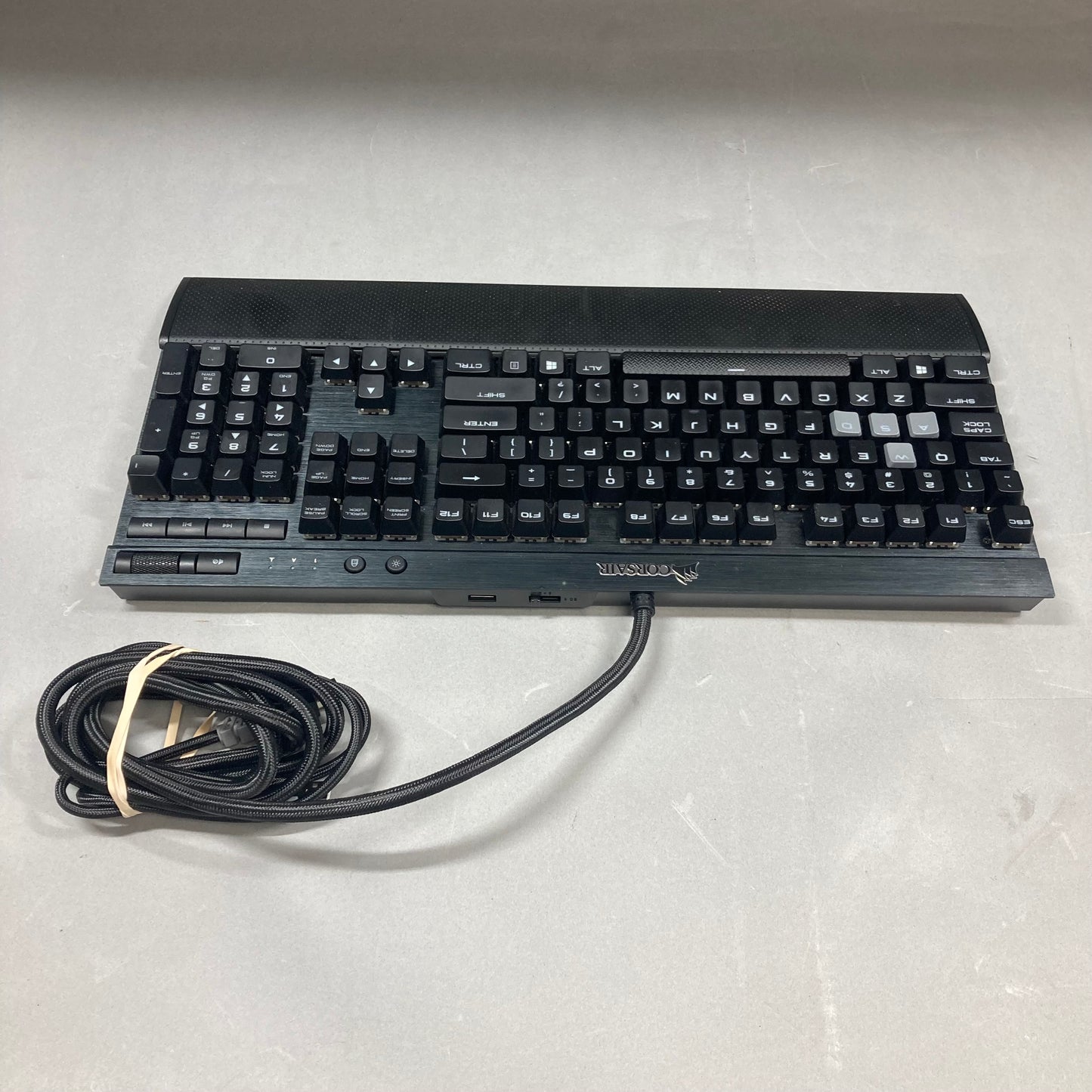 Corsair Gaming K70 LUX RGB Wired Keyboard