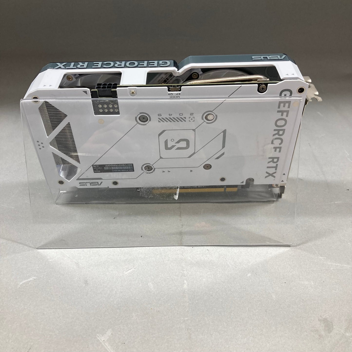 ASUS GeForce RTX 4060 8GB GDDR6 Graphics Card DUAL-RTX4060-08G-WHITE