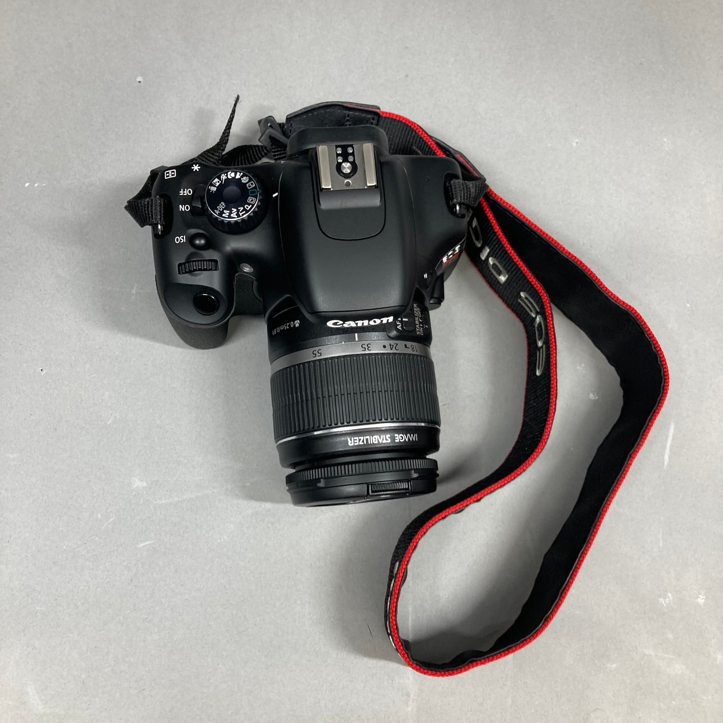 Canon eos T2i 18.0MP Digital SLR DSLR Camera