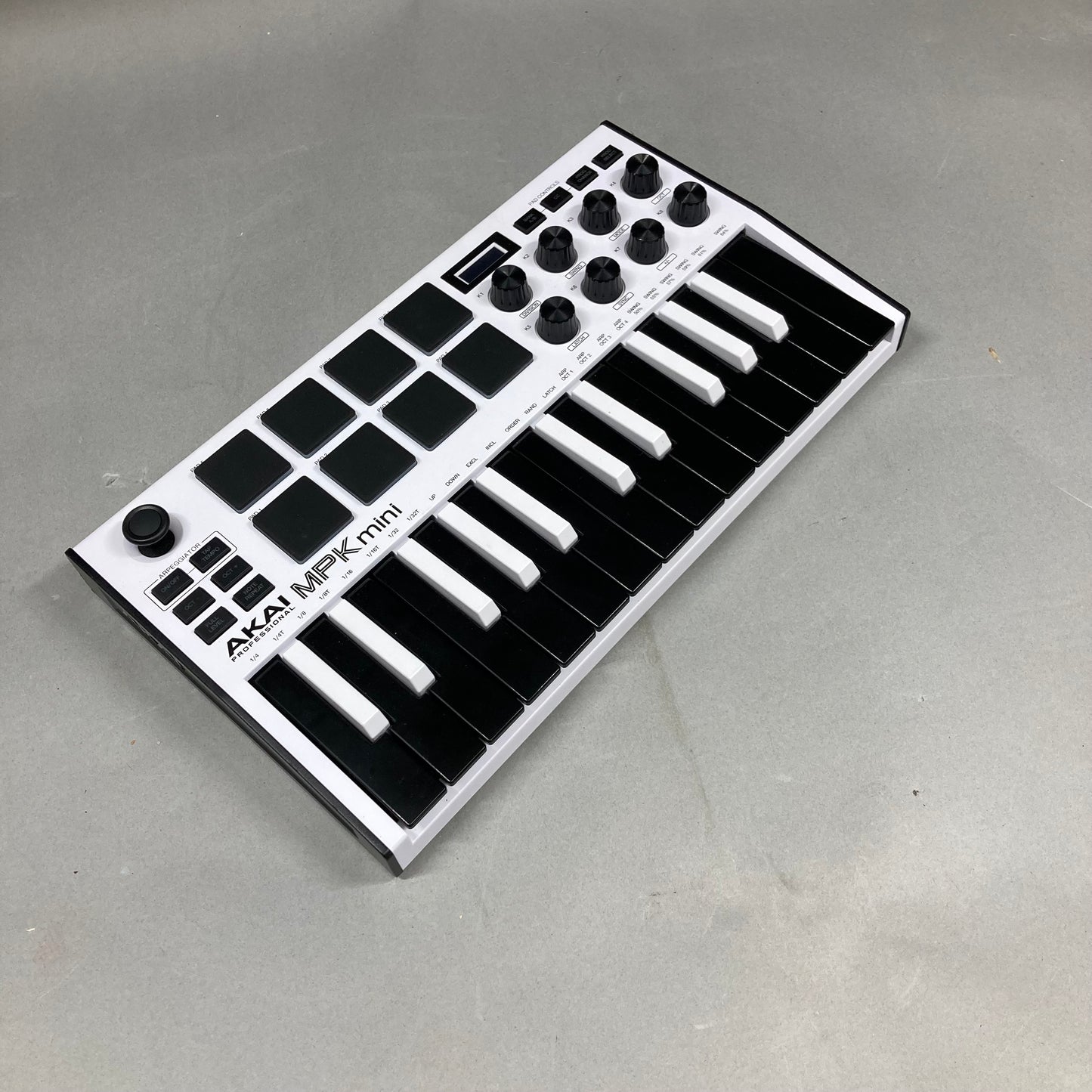 Akai MPK mini Keyboard Controller