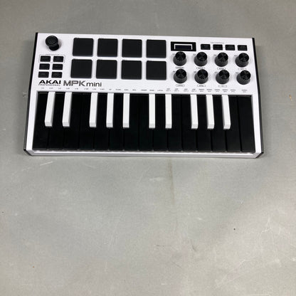 Akai MPK mini Keyboard Controller