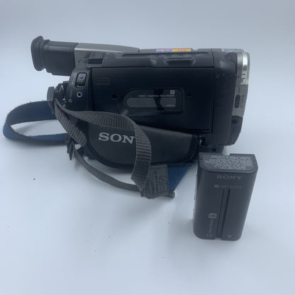 Sony Handycam Cassette Video Camcorder CCD-TRV37