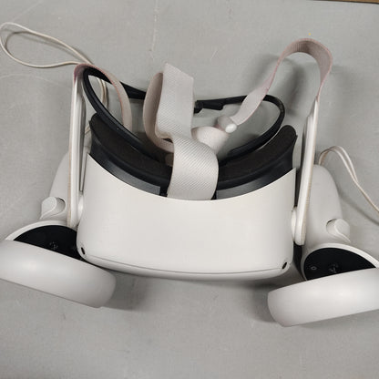 Oculus Quest 2 64GB Standalone All-in-One VR Headset KW49CM