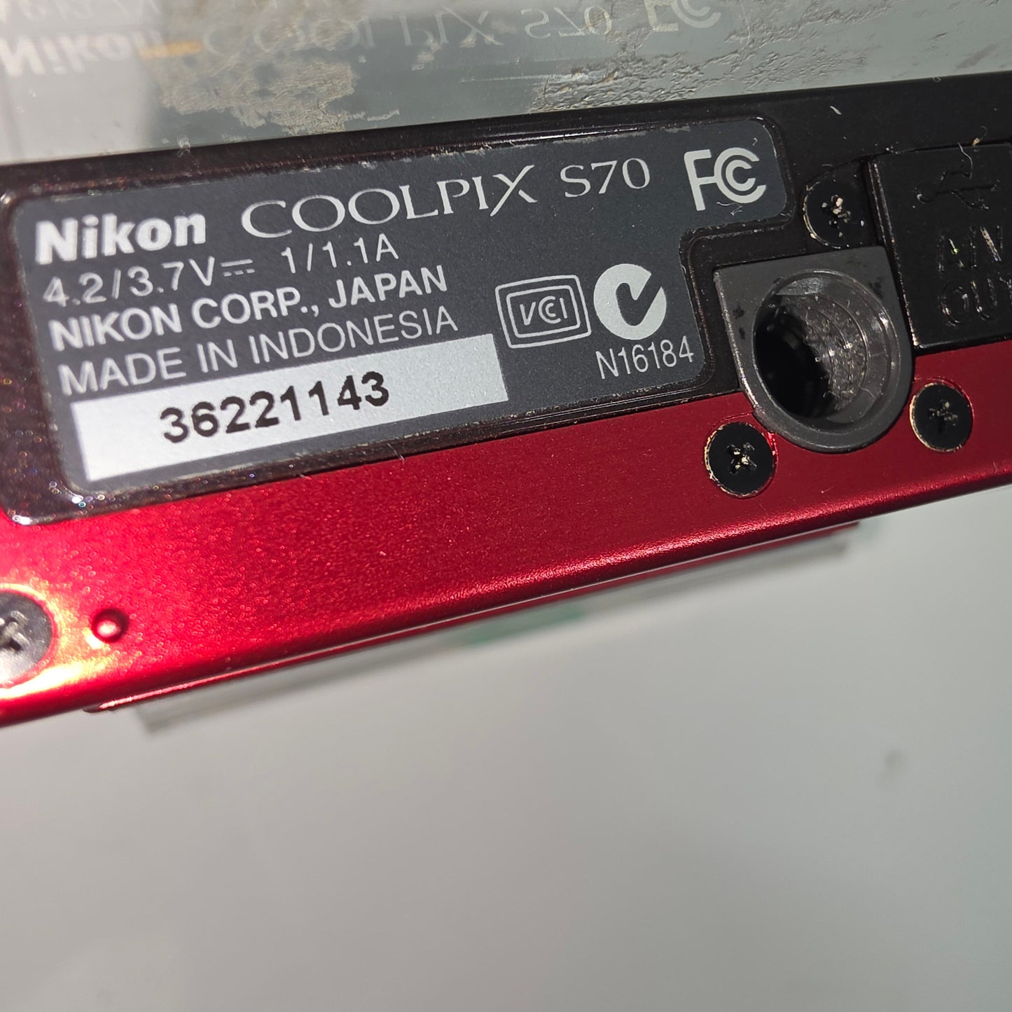 Nikon COOLPIX S70 12.1MP Compact Camera