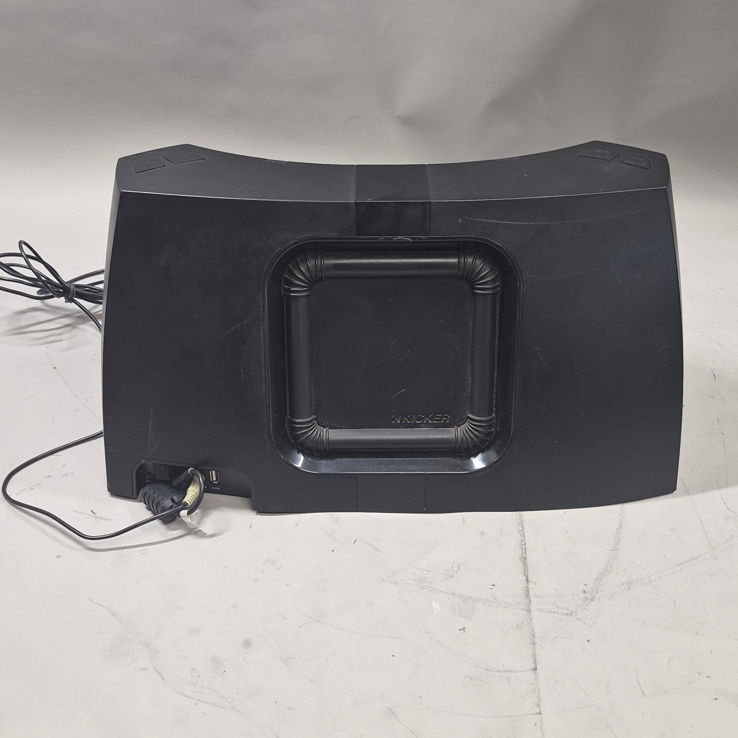 Kicker Amphitheater  Bluetooth Speaker 41IK5BT2V2