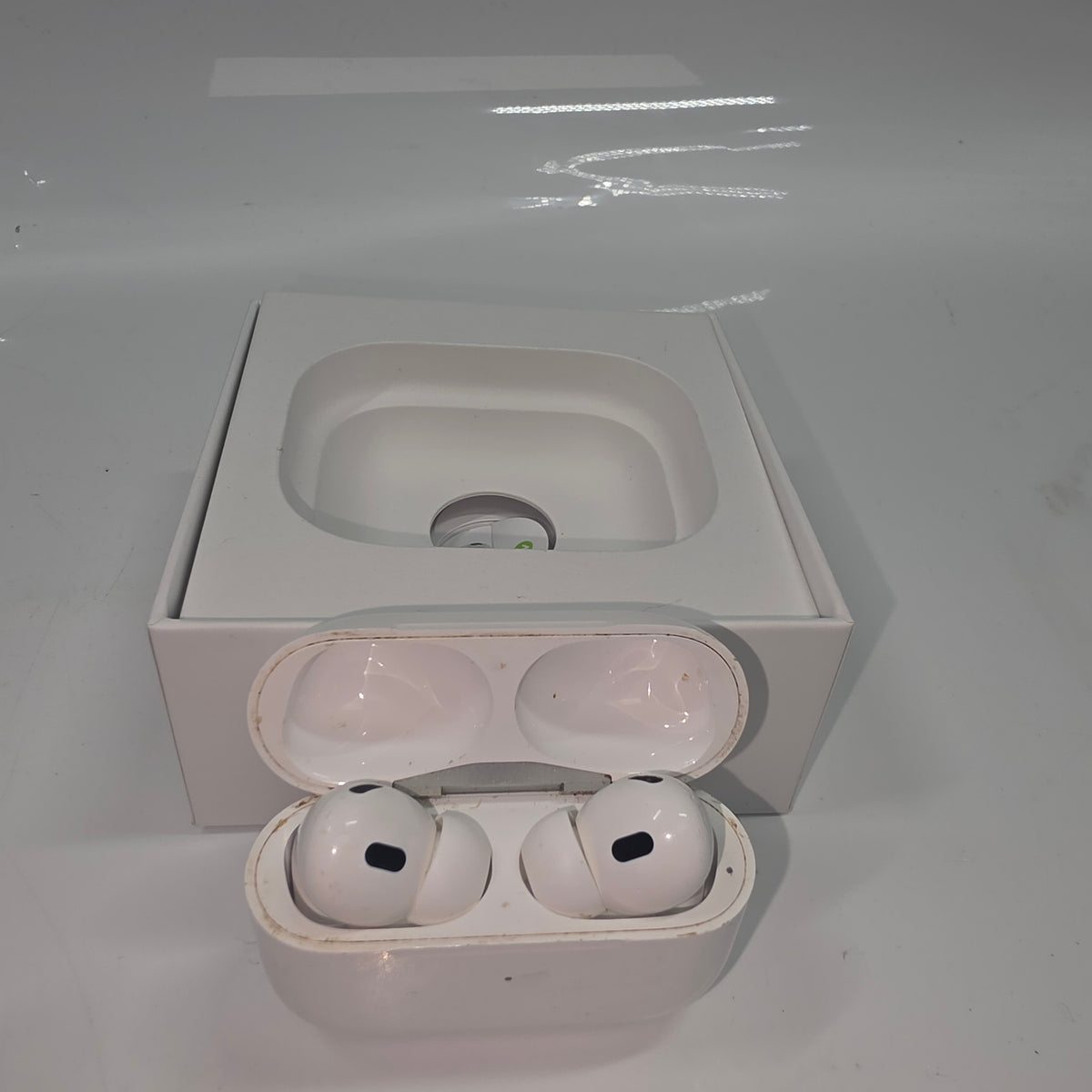 Apple AirPods Pro 2nd Gen with MagSafe Charging Case A2699 A2698 A2700