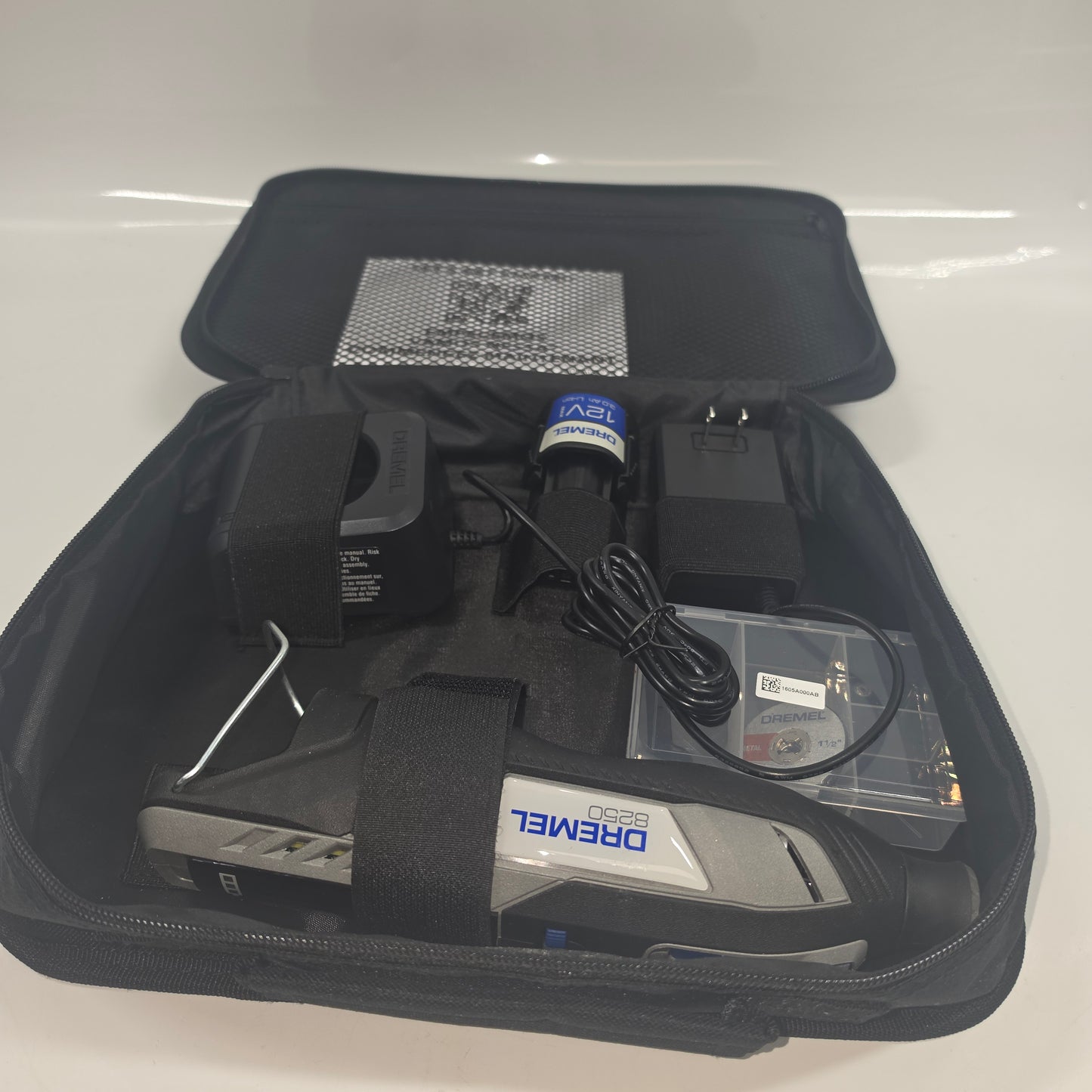 Dremel 8250 25-131 12V Handheld Rotary Tool