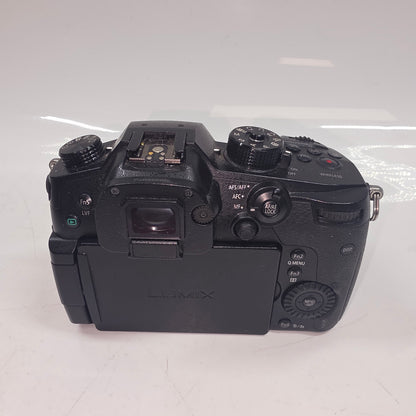 Panasonic Lumix DC-GH5 20.3MP Micro Four Thirds 4/3 Mount Digital SLR DSLR 