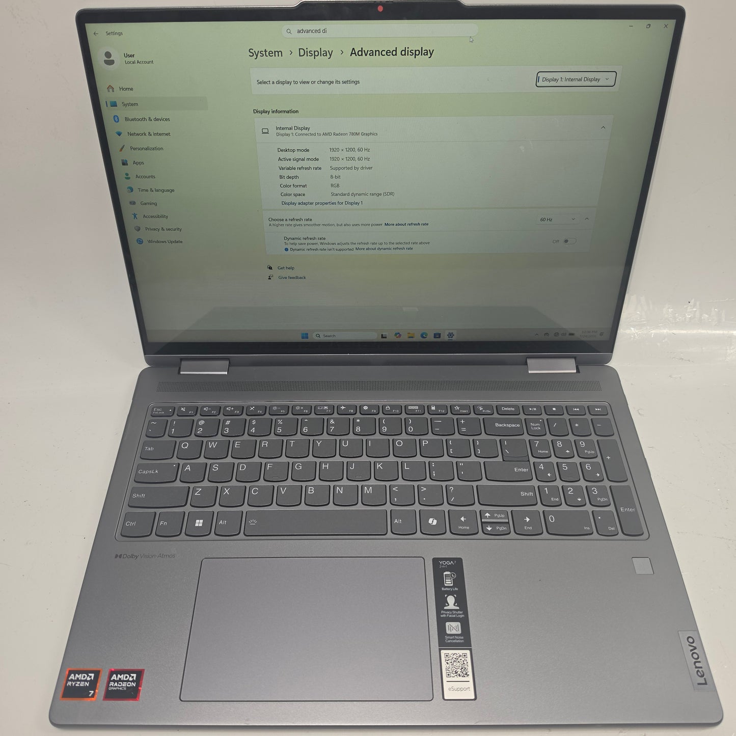 Lenovo Yoga 7 2-in-1 16" Ryzen 7 8840HS 3.3GHz 16GB RAM 512GB SSD