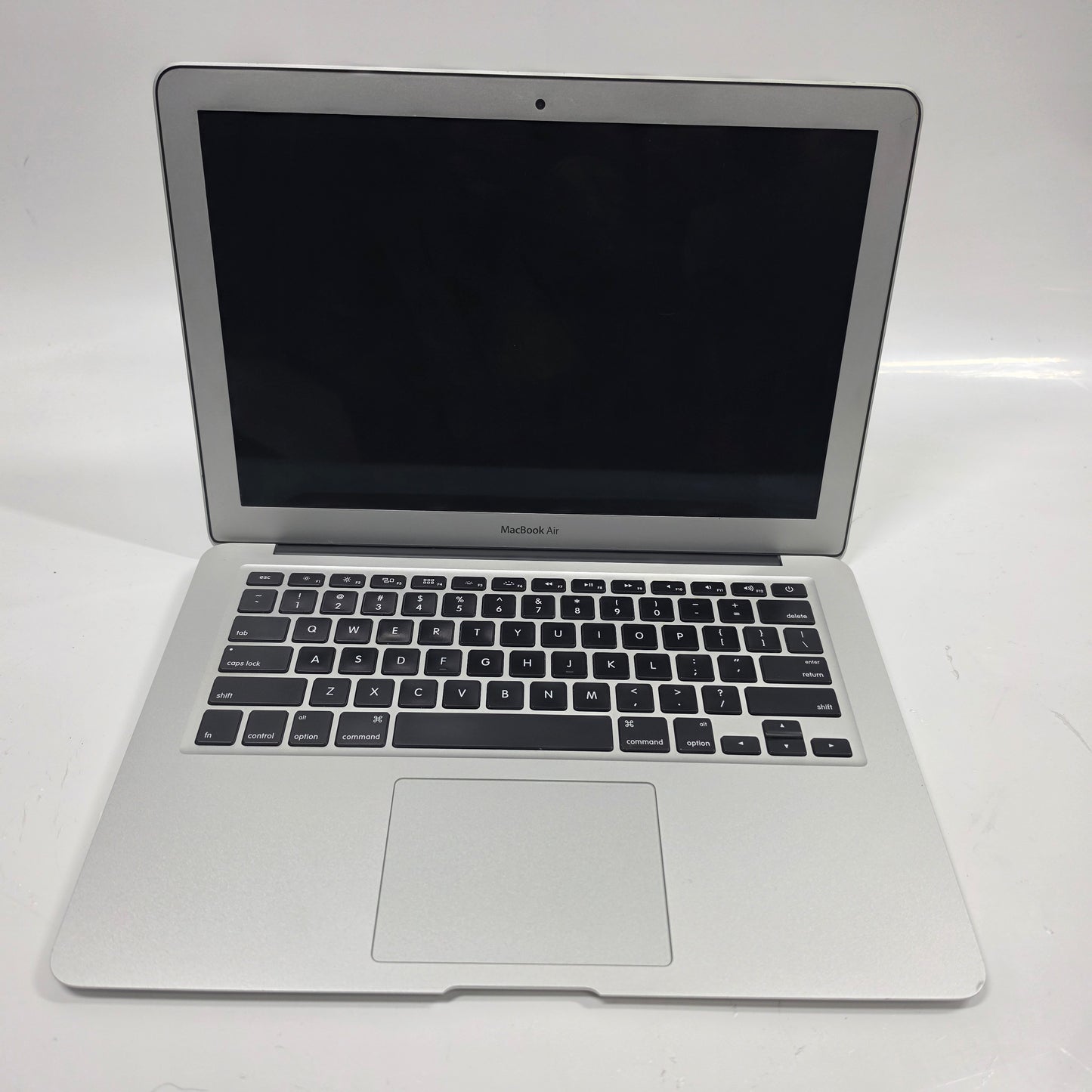 2017 Apple MacBook Air 13.3" i5 1.8GHz 8GB RAM 256GB SSD Silver A1466