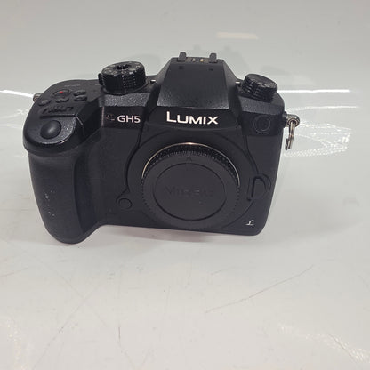 Panasonic Lumix DC-GH5 20.3MP Micro Four Thirds 4/3 Mount Digital SLR DSLR 