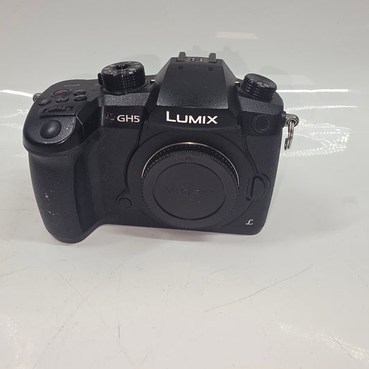 Panasonic Lumix DC-GH5 20.3MP Micro Four Thirds 4/3 Mount Digital SLR DSLR 