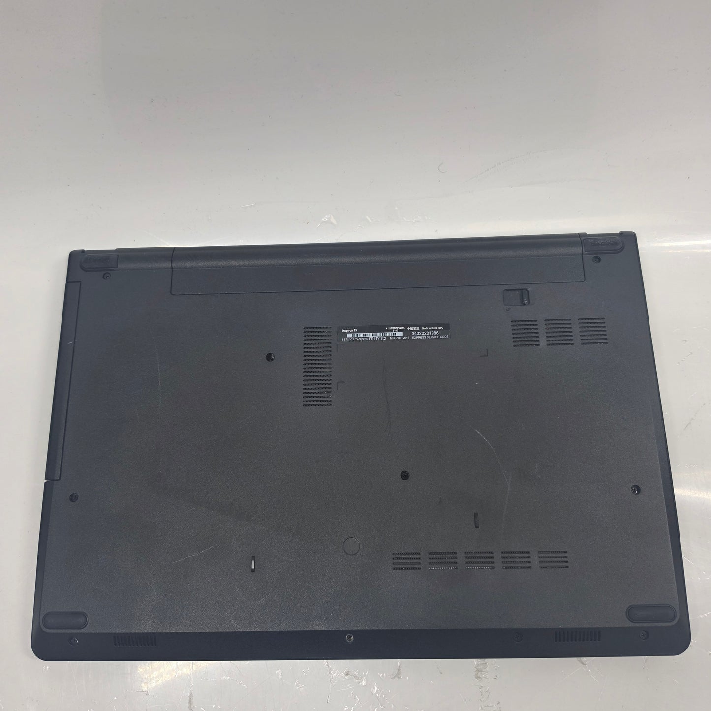 Dell Inspiron 15.6" i3-5005U 2.0GHz 6GB RAM 1TB SSD 1TB