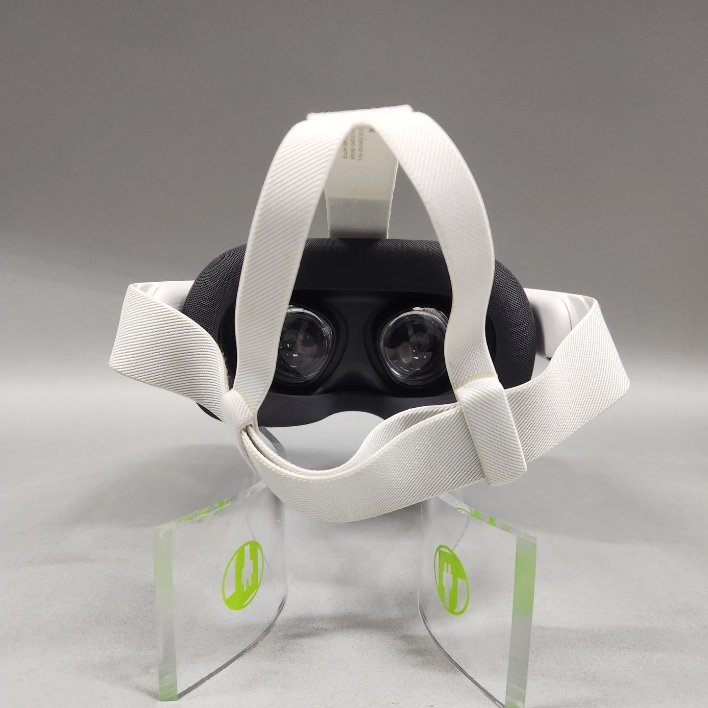 Meta Quest 3S 128GB Virtual Reality Headset P97