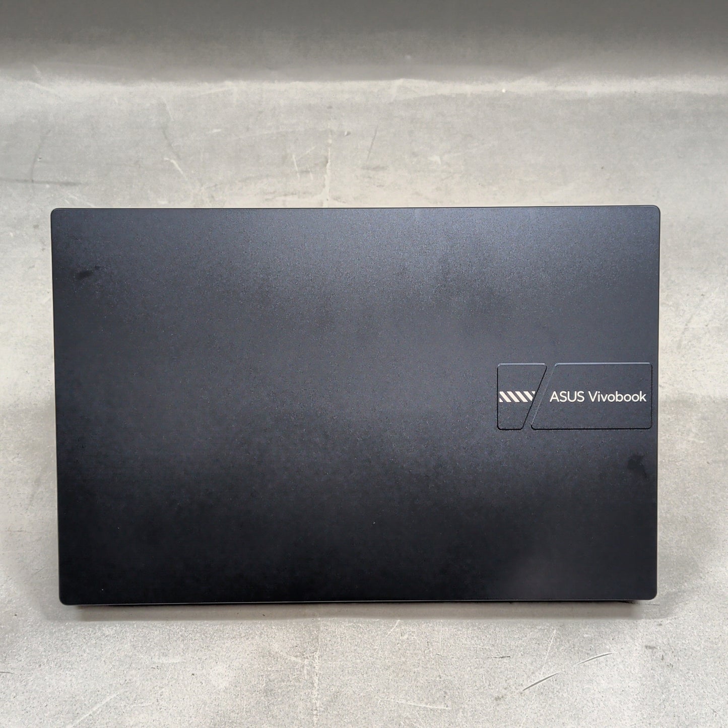 Asus Vivobook 14 X1404V 14" Core i3-1315U 1.20GHz 8GB RAM 128GB SSD Intel UHD Graphics