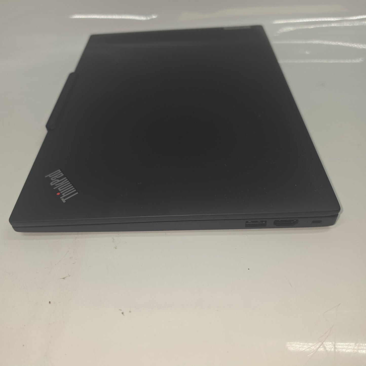 Lenovo ThinkPad X13 Gen 5 13.3" Intel Core Ultra 5 135U 1.6GHz 16GB RAM 512GB
