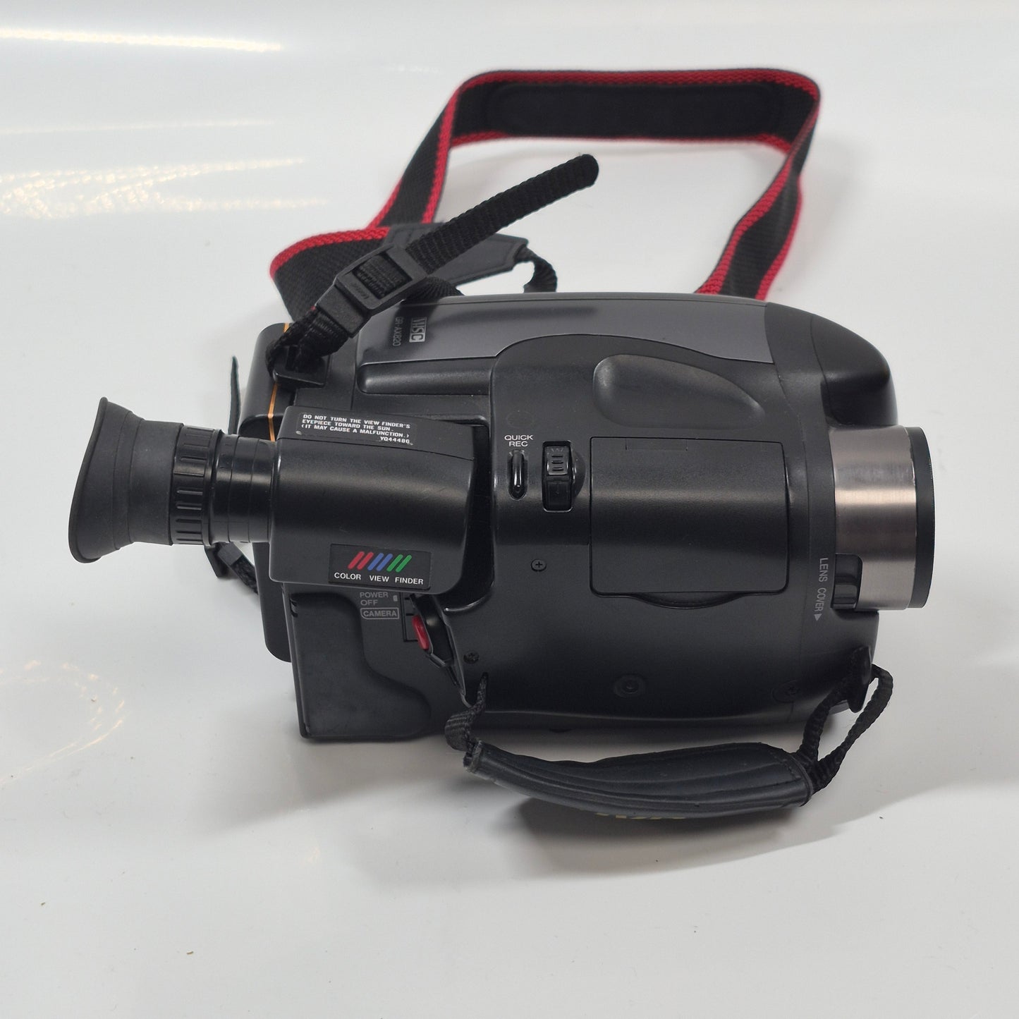 JVC GR-AX820 Compact VHS Video Camcorder