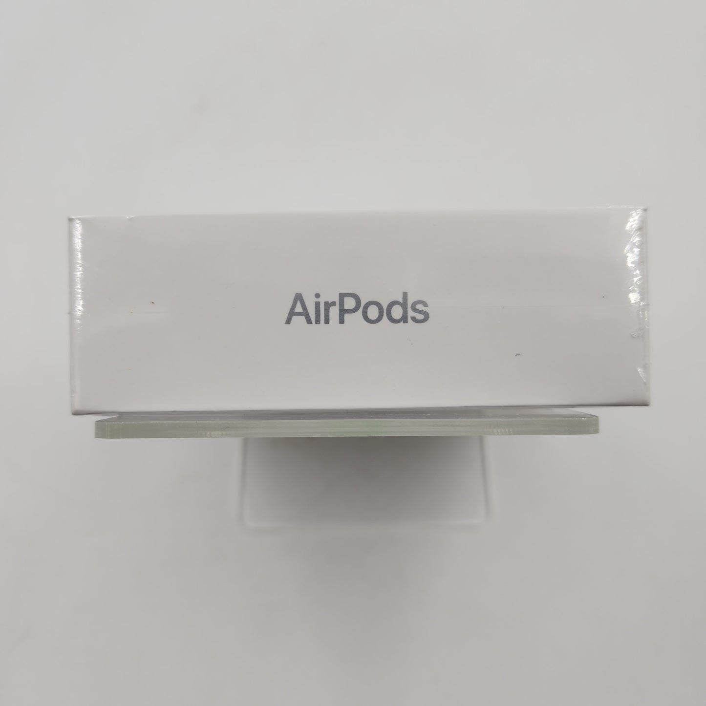 New Apple AirPods 2nd Gen with Wireless Charging Case A2031 A2032 A1938