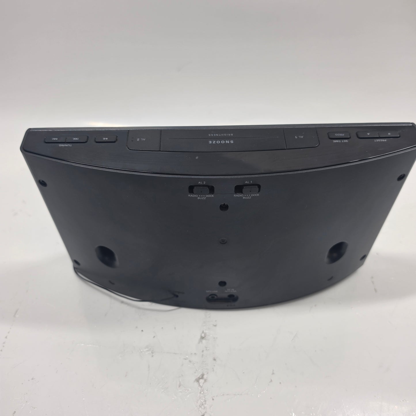Philips AJ7040D/37 IPod Docking Station Radio Alarm Speakers