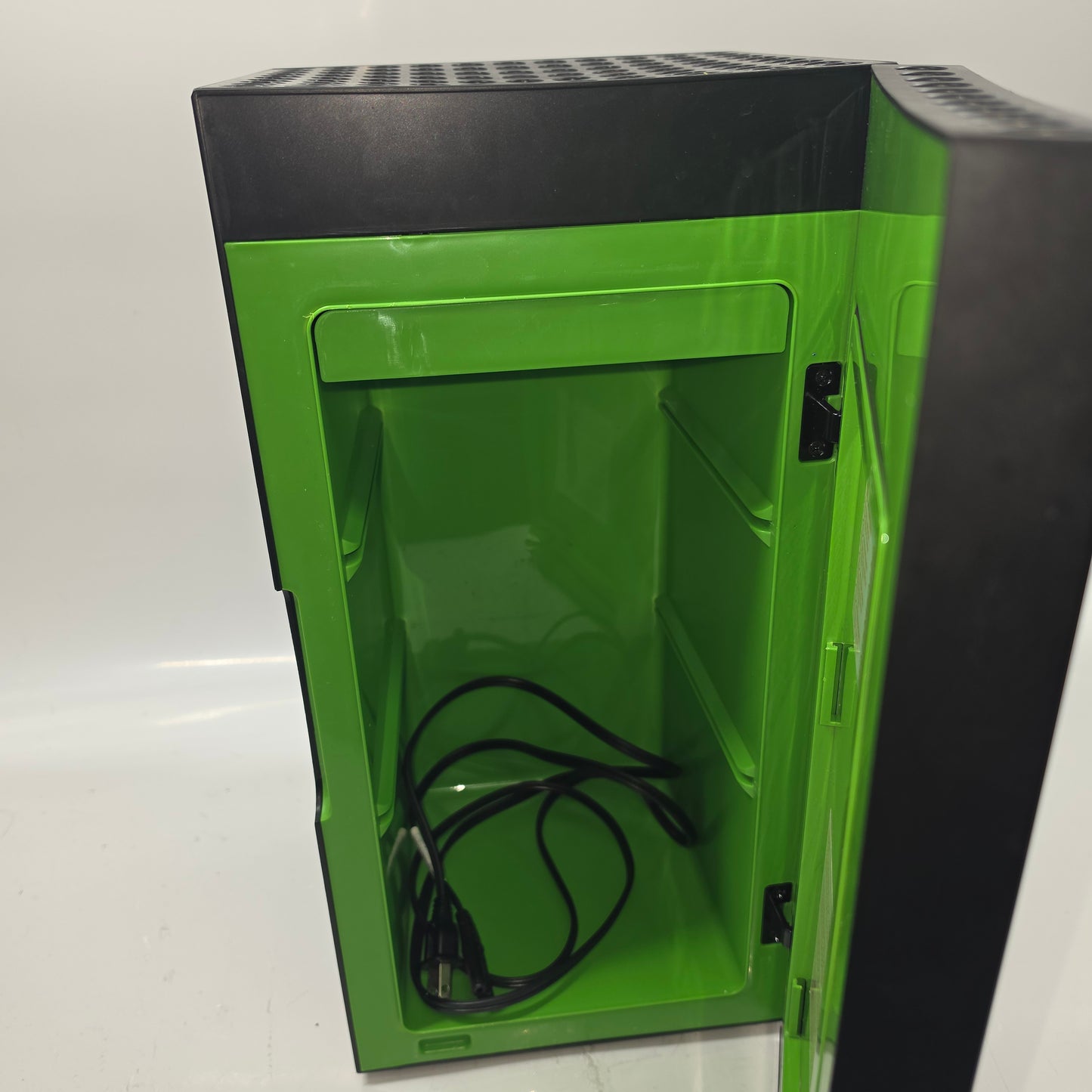 UKONIC XBO series Mini Fridge 17315
