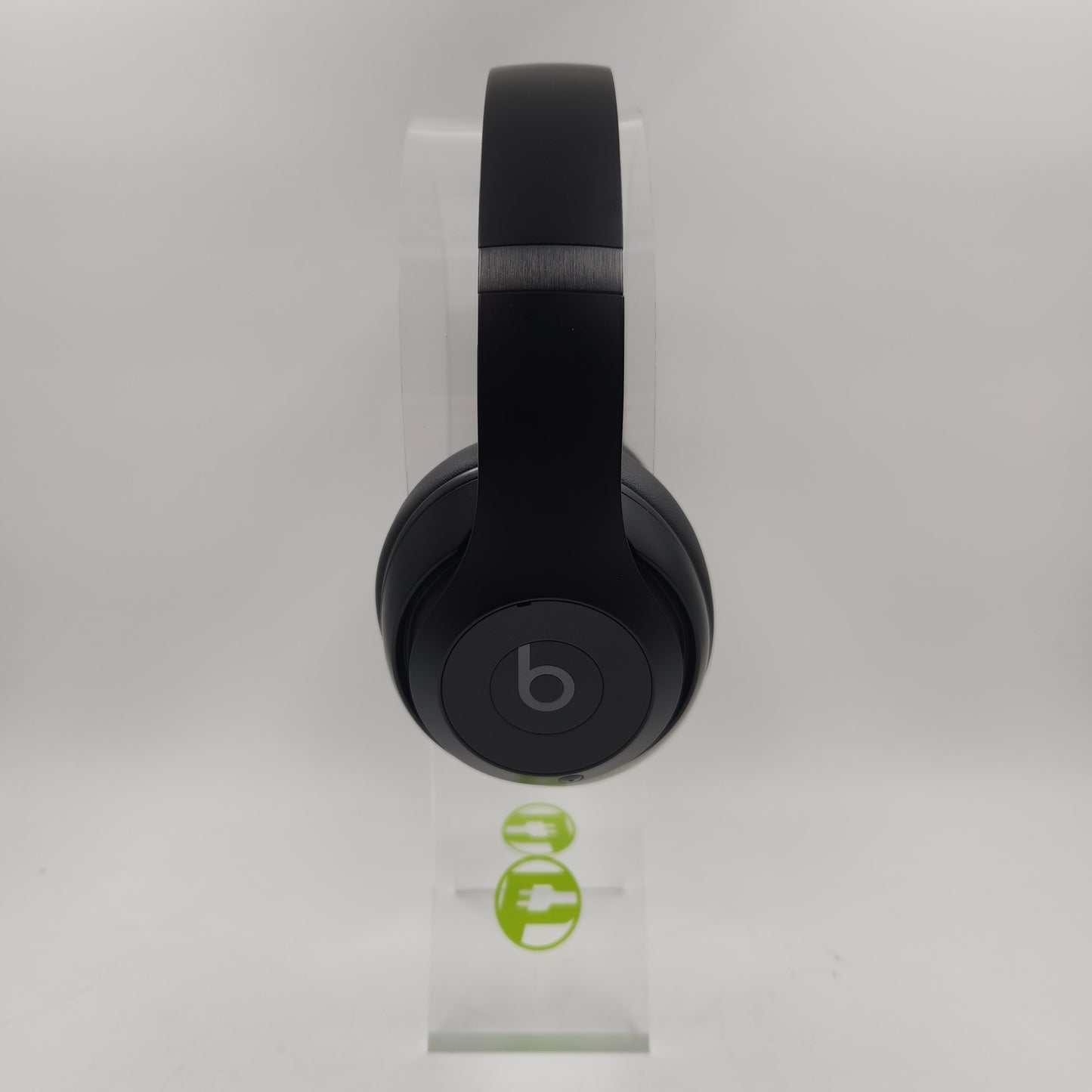 Beats Studio Pro Wireless Over-Ear Bluetooth Headphones Black MQTP3LL/A