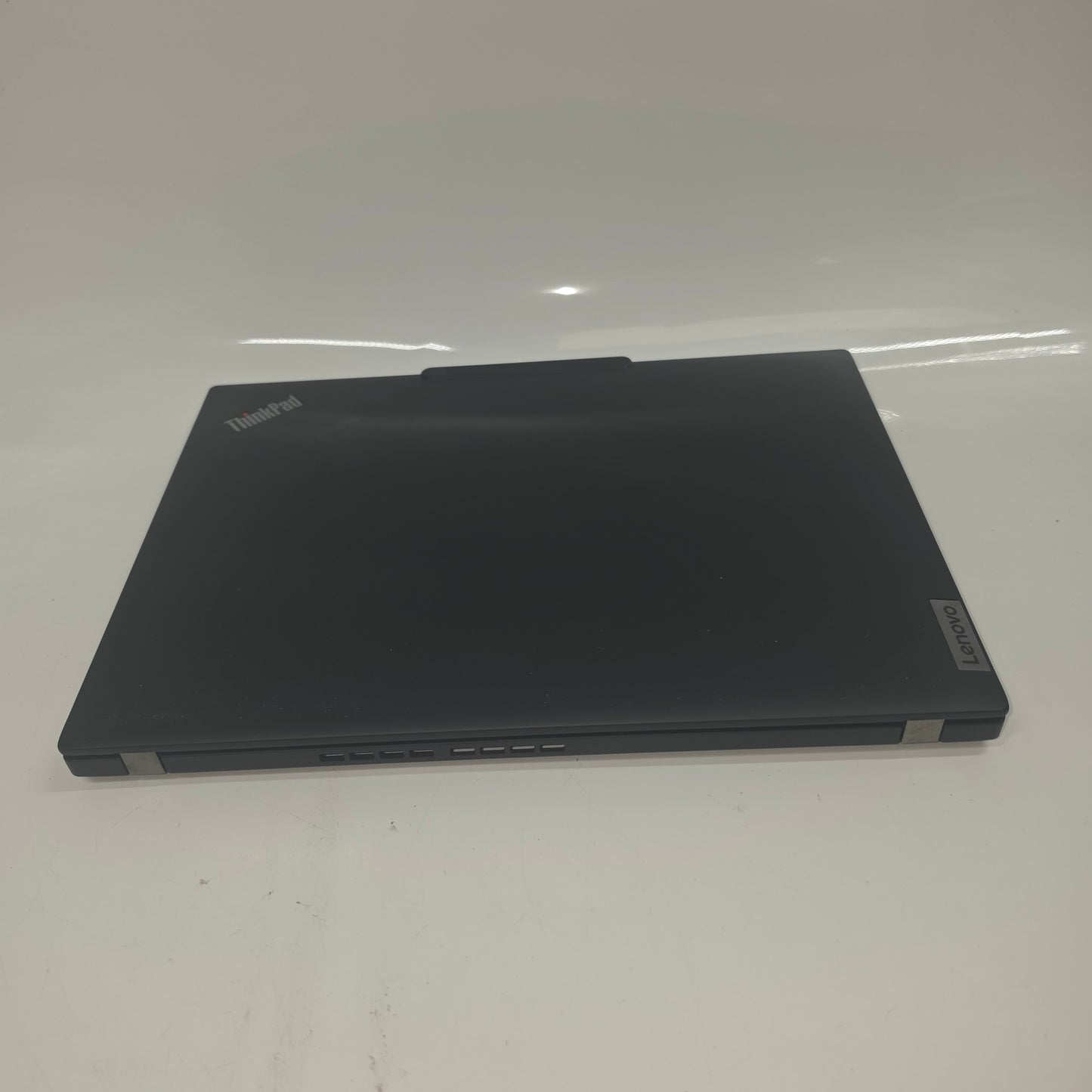 Lenovo ThinkPad X13 Gen 5 13.3" Intel Core Ultra 5 135U 1.6GHz 16GB RAM 512GB