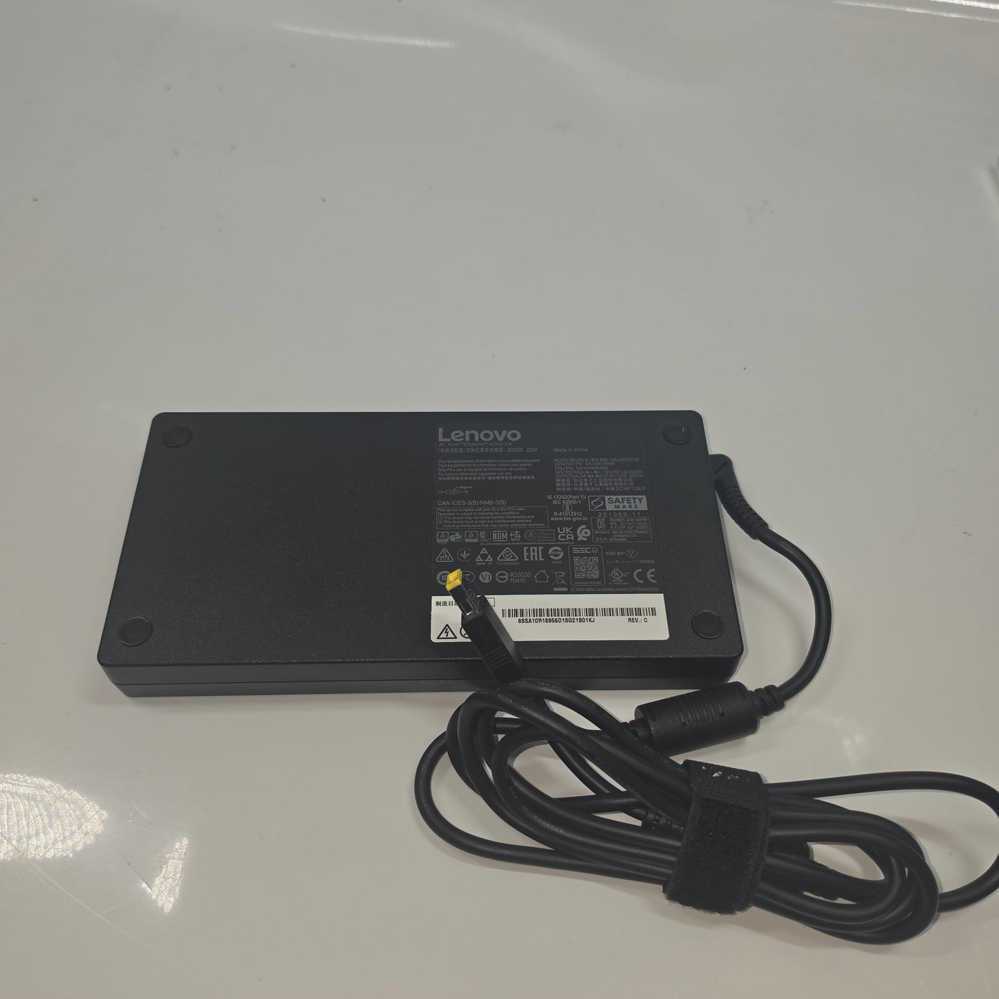 Lenovo ADL300SDC3A AC Adapter
