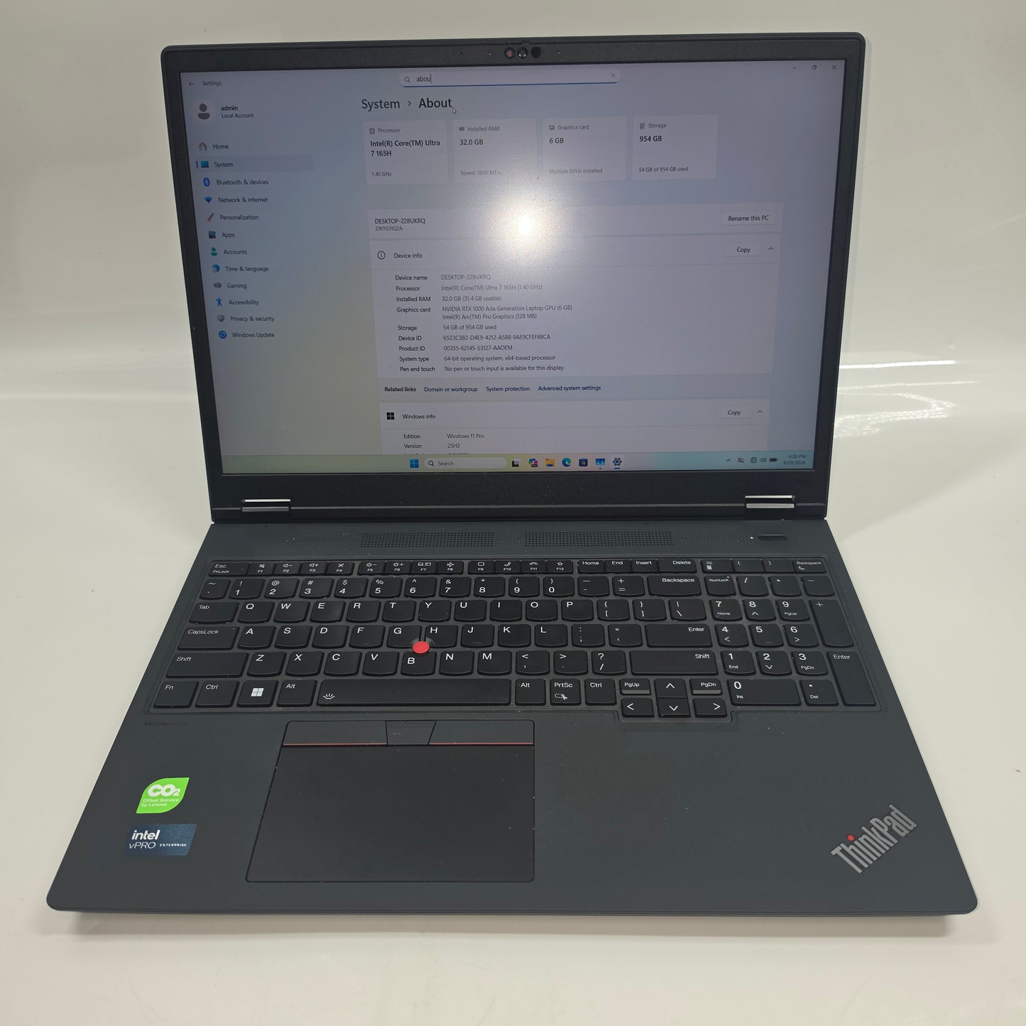 Lenovo ThinkPad P16v Gen 2 16" Core Ultra 7 165U 32GB RAM 1TB SSD RTX 1000 Ada