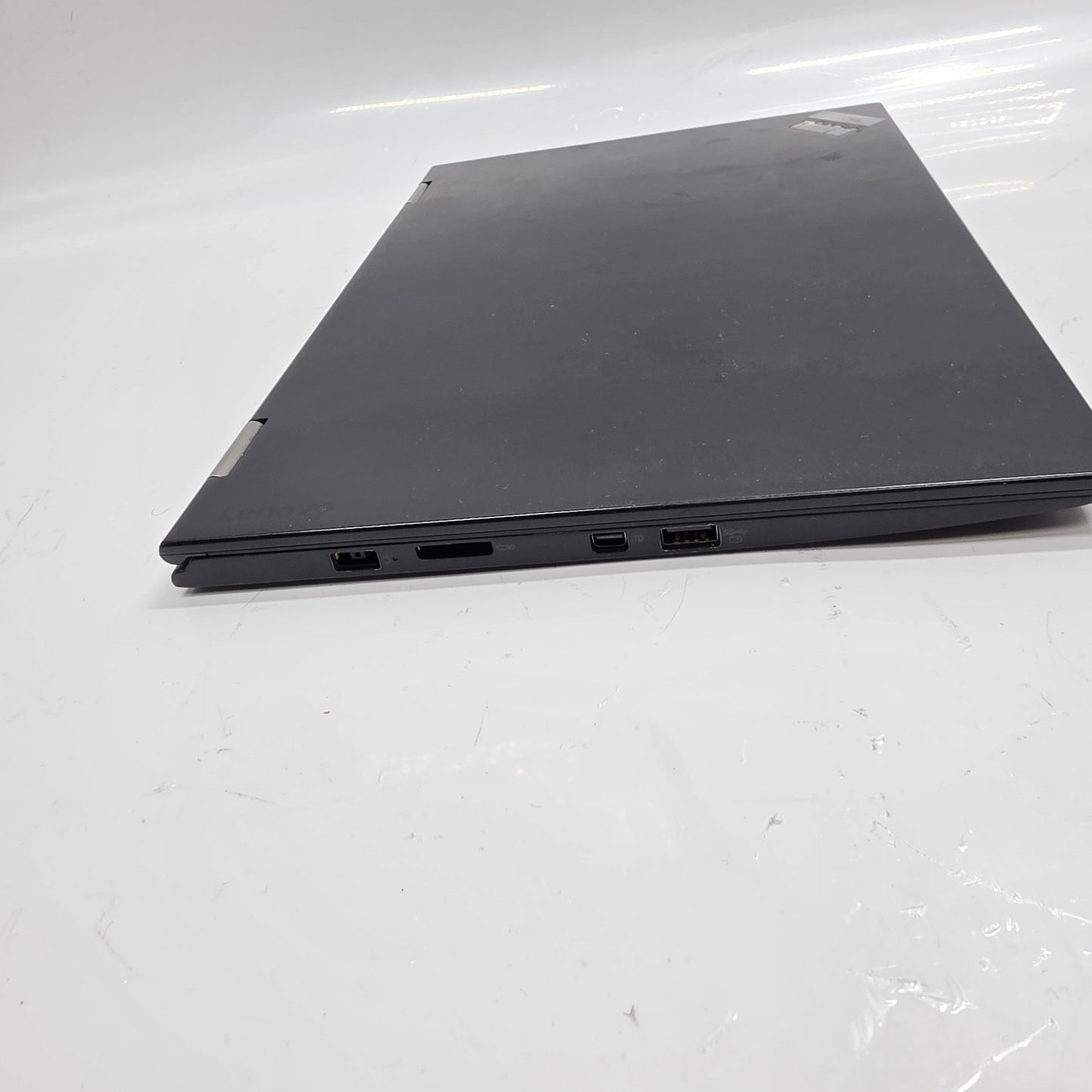 Lenovo ThinkPad X1 Yoga Gen 1 14" i5-6300U 2.4GHz 8GB RAM 256GB SSD