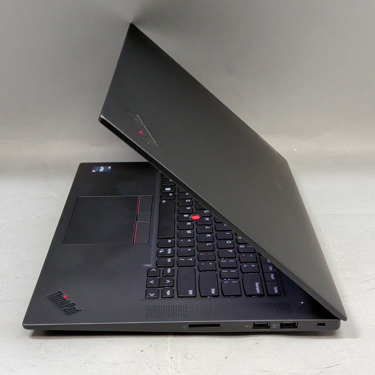 Lenovo ThinkPad P1 GEN 6 16" Core i7-13800H 2.50GHz 16GB RAM 512GB SSD Nvidia 